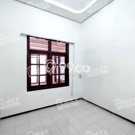 LOKASI PREMIUM! Rumah area , 3 KT, Lingkungan Tenang, LT 264m2m² Bangunan 108m2m² LOKASI PREMIUM! Rumah area , 3 KT, Lingkungan Tenang, LT 264m2m² Bangunan 108m2m²