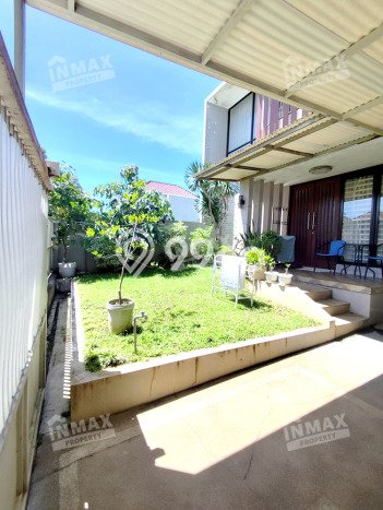 Rumah Mewah LB 250m2 Siap Huni Desain Elegan di Villa Puncak Tidar, Malang Rumah Mewah LB 250m2 Siap Huni Desain Elegan di Villa Puncak Tidar, Malang