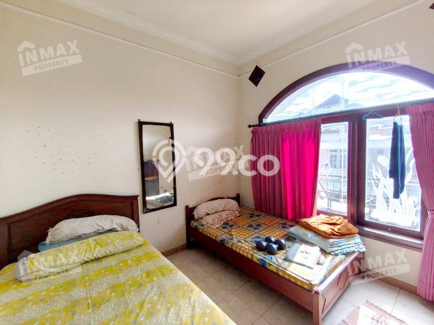 Rumah Kost Dijual di Klojen, Malang dengan 22 Kamar Tidur, 11 Kamar Mandi Rumah Kost Dijual di Klojen, Malang dengan 22 Kamar Tidur, 11 Kamar Mandi