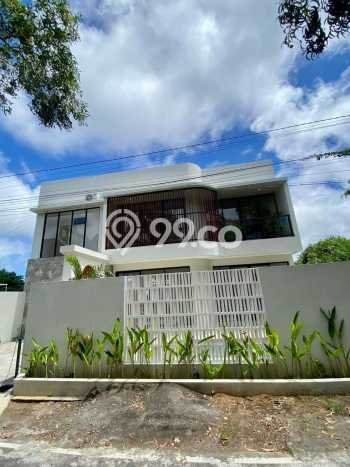 Vila Strategis di , Ukuran 125m2m², Kawasan Tenang dan nyaman Vila Strategis di , Ukuran 125m2m², Kawasan Tenang dan nyaman