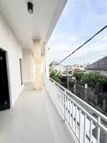 Vila Terawat di , Luas 125m2m², Lingkungan Asri dan nyaman Vila Terawat di , Luas 125m2m², Lingkungan Asri dan nyaman