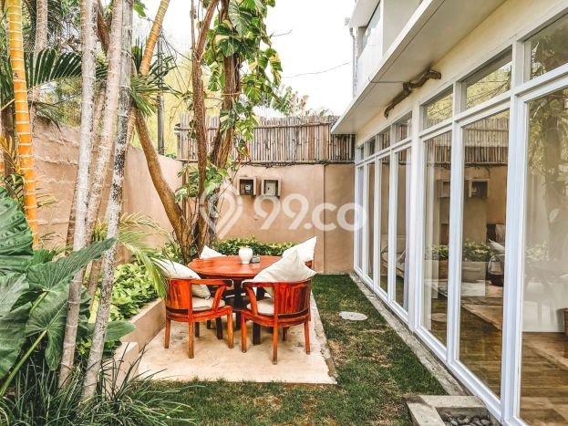 Vila Strategis Kawasan , Dimensi 600m2m², Posisi Strategis dengan akses mudah Vila Strategis Kawasan , Dimensi 600m2m², Posisi Strategis dengan akses mudah