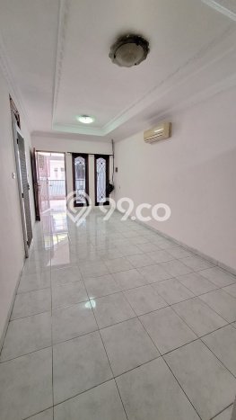 Hunian Cantik Minimalis Lb 153m2 di Kelapa Gading, Jakarta Utara Hunian Cantik Minimalis Lb 153m2 di Kelapa Gading, Jakarta Utara