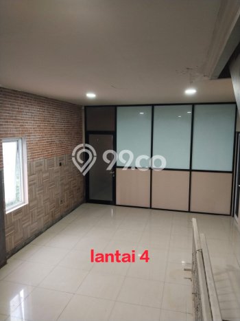 Ruko Disewa di Grogol Petamburan, Jakarta Barat, LT 272m2 / LB 660m2 Ruko Disewa di Grogol Petamburan, Jakarta Barat, LT 272m2 / LB 660m2