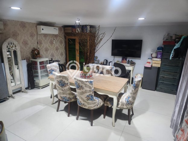 Hunian Mewah LB 500m2 Siap Pakai Desain Elegan di Cengkareng Barat, Jakarta Barat Hunian Mewah LB 500m2 Siap Pakai Desain Elegan di Cengkareng Barat, Jakarta Barat