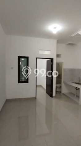 Rumah Luas Asri 4 KT Siap Huni di Tanjung Duren Jakarta Barat Rumah Luas Asri 4 KT Siap Huni di Tanjung Duren Jakarta Barat