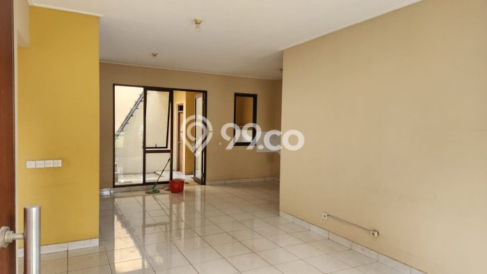Hunian Nyaman Asri 3 KT Siap Huni di BSD City Tangerang Hunian Nyaman Asri 3 KT Siap Huni di BSD City Tangerang
