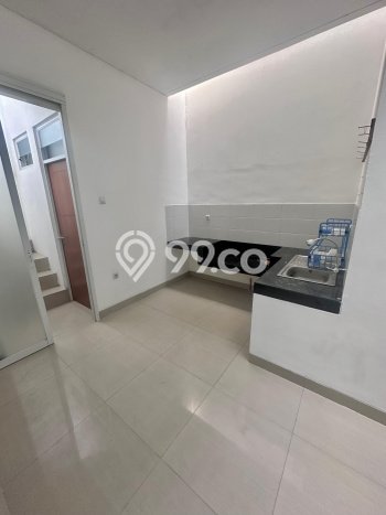 Disewakan Rumah Konsep Modern di Kelapa Gading Jakarta Utara dengan 3 KT Disewakan Rumah Konsep Modern di Kelapa Gading Jakarta Utara dengan 3 KT