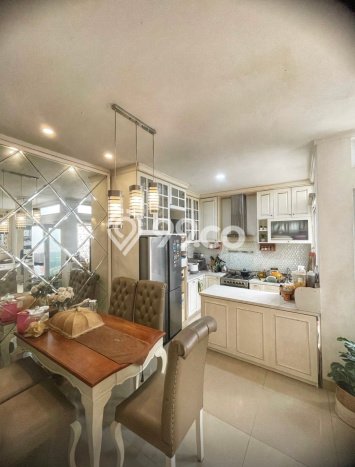 Dijual Rumah Elit Exclusive di Jatinegara, Jakarta Timur Dijual Rumah Elit Exclusive di Jatinegara, Jakarta Timur