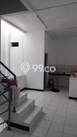Ruko Dijual di Kemayoran Jakarta Pusat dengan Luas Bangunan 350m2 Ruko Dijual di Kemayoran Jakarta Pusat dengan Luas Bangunan 350m2