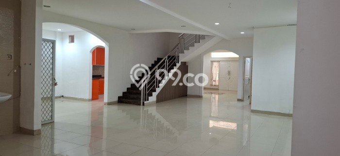 For Sale! Luxury House LT 250m2 Desain Elegan di Sunter For Sale! Luxury House LT 250m2 Desain Elegan di Sunter