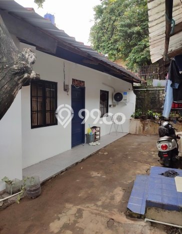 Ready to Use! Luxury House LT 856m2 Desain Elegan di Bintaro Ready to Use! Luxury House LT 856m2 Desain Elegan di Bintaro