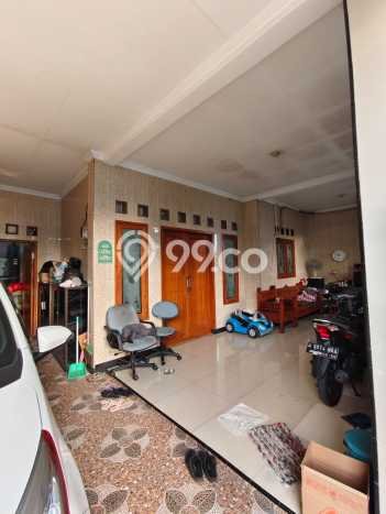 Dijual Hunian Rumah Terawat 4 Kamar di Sidoarjo, Surabaya Dijual Hunian Rumah Terawat 4 Kamar di Sidoarjo, Surabaya