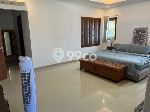 Vila Terawat di , Luas 210m2m², Lingkungan Asri dan aman Vila Terawat di , Luas 210m2m², Lingkungan Asri dan aman