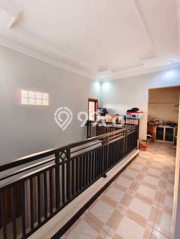 Dijual Hunian Rumah Terawat 4 Kamar di Sidoarjo, Surabaya Dijual Hunian Rumah Terawat 4 Kamar di Sidoarjo, Surabaya
