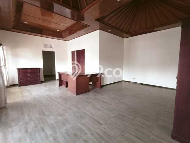 For Sale! Luxury House LT 400m2 Desain Elegan di Sanur For Sale! Luxury House LT 400m2 Desain Elegan di Sanur