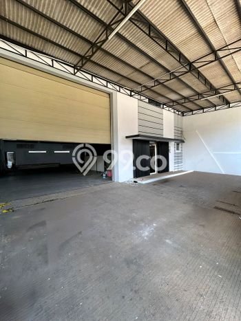 Unit Gudang Tersedia di BSD Spesifikasi LB 275m2 Unit Gudang Tersedia di BSD Spesifikasi LB 275m2