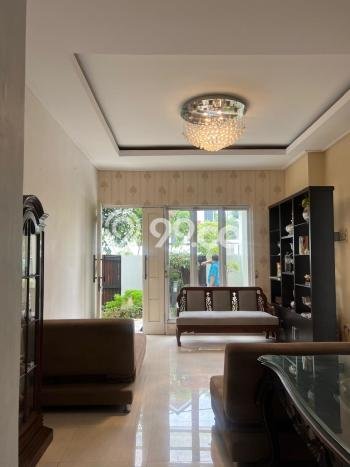 Rumah Luas Asri 6 KT Siap Huni di Villa Melati Mas Tangerang Selatan Rumah Luas Asri 6 KT Siap Huni di Villa Melati Mas Tangerang Selatan