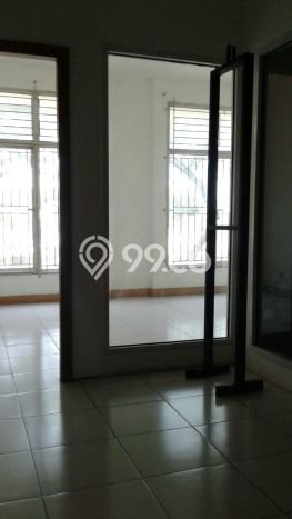 KAWASAN BISNIS! Ruko di BSD, Luas 195m², Jalan Utama KAWASAN BISNIS! Ruko di BSD, Luas 195m², Jalan Utama