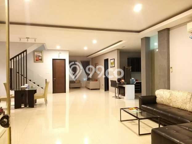 Ready to Use! Luxury House LT 352m2 Desain Modern di BSD Taman Giri Loka Ready to Use! Luxury House LT 352m2 Desain Modern di BSD Taman Giri Loka