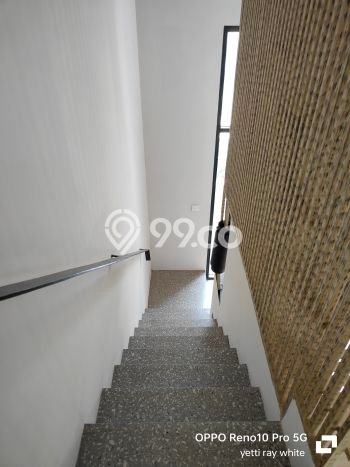 Bisa KPR! Rumah Strategis area BSD Green Wich, LT 65m² LB 77m² Bisa KPR! Rumah Strategis area BSD Green Wich, LT 65m² LB 77m²