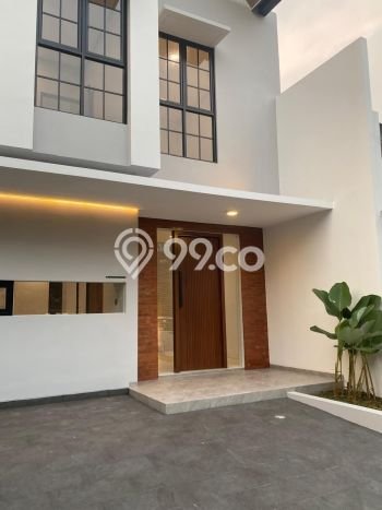 Rumah dengan Lokasi Strategis 4 KT di BSD Sevilla, Tangerang Rumah dengan Lokasi Strategis 4 KT di BSD Sevilla, Tangerang
