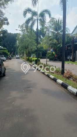 Hunian Mewah LB 250m2 Siap Pakai Desain Elegan di BSD Puspita Loka, Tangerang Hunian Mewah LB 250m2 Siap Pakai Desain Elegan di BSD Puspita Loka, Tangerang