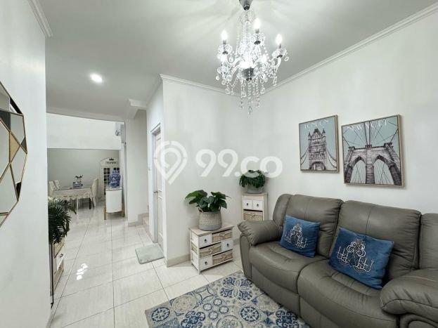 Rumah Terawat di BSD Puspita Loka, Tangerang, LT 180m², Luas Bangunan 230m² Rumah Terawat di BSD Puspita Loka, Tangerang, LT 180m², Luas Bangunan 230m²