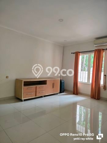 Hunian Mewah LB 250m2 Siap Pakai Desain Elegan di BSD Puspita Loka, Tangerang Hunian Mewah LB 250m2 Siap Pakai Desain Elegan di BSD Puspita Loka, Tangerang