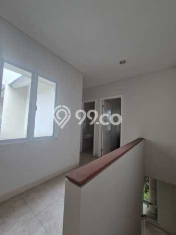 Rumah Luas Asri 3 KT Siap Pakai di BSD Vanya Park Tangerang Rumah Luas Asri 3 KT Siap Pakai di BSD Vanya Park Tangerang