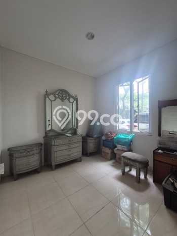 Rumah Luas Asri 3 KT Siap Pakai di BSD Vanya Park Tangerang Rumah Luas Asri 3 KT Siap Pakai di BSD Vanya Park Tangerang
