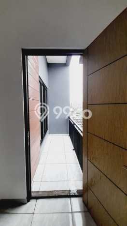 Dijual Hunian Rumah Terawat 5 Kamar di BSD Nusaloka, Tangerang Dijual Hunian Rumah Terawat 5 Kamar di BSD Nusaloka, Tangerang