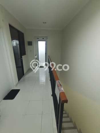 Unit Kost Dijual di Gading Serpong dengan 10 Kamar Area Ramai Unit Kost Dijual di Gading Serpong dengan 10 Kamar Area Ramai