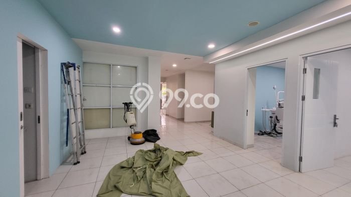 Kost Dijual di BSD dengan 18 KT dan Luas 716m2 Kost Dijual di BSD dengan 18 KT dan Luas 716m2
