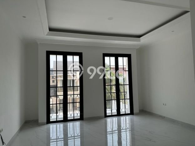 HUNIAN PILIHAN! Rumah di BSD The Green, Luas 180m² Bangunan 260m² HUNIAN PILIHAN! Rumah di BSD The Green, Luas 180m² Bangunan 260m²