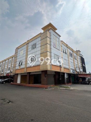 Dijual Ruko di BSD Tangerang Selatan LT 142m2 / LB 425m2 Dijual Ruko di BSD Tangerang Selatan LT 142m2 / LB 425m2