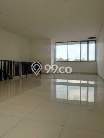 KAWASAN KOMERSIAL! Ruko Disewakan di BSD, Luas 432m², Area Premium KAWASAN KOMERSIAL! Ruko Disewakan di BSD, Luas 432m², Area Premium