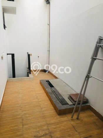 Jual Rumah Eksklusif 4 KT di Green Lake City, Jakarta Barat Jual Rumah Eksklusif 4 KT di Green Lake City, Jakarta Barat