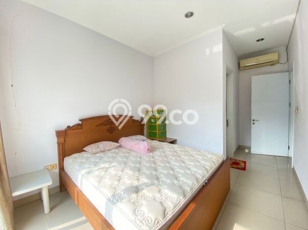 Jual Segera Rumah LT 120m² / LB 160m² di Kawasan Komersial Green Lake City, Jakarta Barat Jual Segera Rumah LT 120m² / LB 160m² di Kawasan Komersial Green Lake City, Jakarta Barat