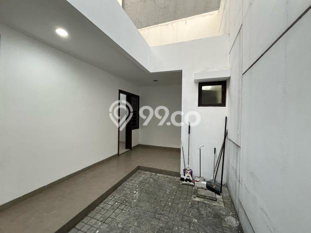 Rumah Siap Huni 3 KT 2 KM di Green Lake City, Jakarta Barat Rumah Siap Huni 3 KT 2 KM di Green Lake City, Jakarta Barat