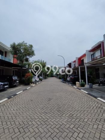 Rumah Idaman Keluarga! Rumah 2 Lantai area Green Lake City, Jakarta Barat, Luas 230m² Bangunan 126m² Rumah Idaman Keluarga! Rumah 2 Lantai area Green Lake City, Jakarta Barat, Luas 230m² Bangunan 126m²