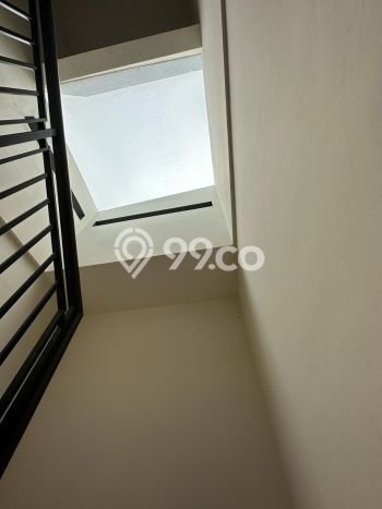 Rumah Asri area Green Lake City, Jakarta Barat, Luas 108m² LB 195m² Rumah Asri area Green Lake City, Jakarta Barat, Luas 108m² LB 195m²