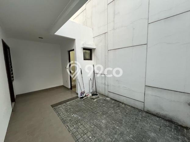 Rumah Siap Huni 3 KT 2 KM di Green Lake City, Jakarta Barat Rumah Siap Huni 3 KT 2 KM di Green Lake City, Jakarta Barat