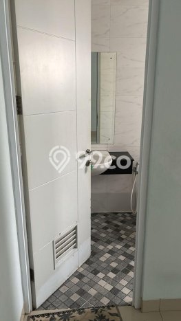 Rumah Elit Modern Tanpa Renovasi di Green Lake City Jakarta Barat Rumah Elit Modern Tanpa Renovasi di Green Lake City Jakarta Barat