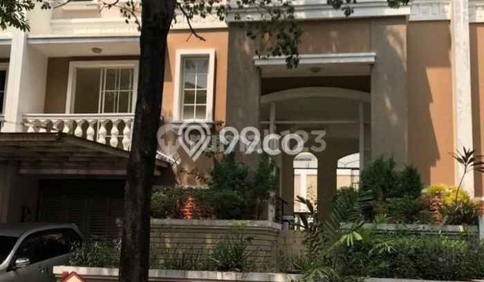 Hunian Mewah LB 239m2 Siap Pakai Desain Elegan di Green Lake City, Jakarta Barat Hunian Mewah LB 239m2 Siap Pakai Desain Elegan di Green Lake City, Jakarta Barat