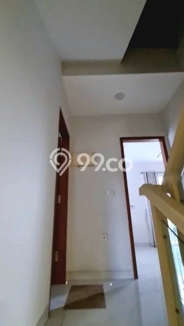 Rumah LT 165m² Akses Strategis di Green Lake City, Dekat Fasilitas Umum, Jakarta Barat Rumah LT 165m² Akses Strategis di Green Lake City, Dekat Fasilitas Umum, Jakarta Barat