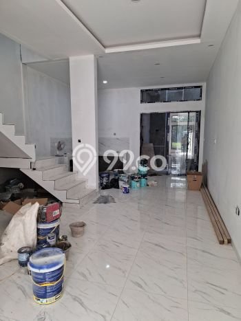Rumah Nyaman LB 140m² View Kota di Metland Puri, Jakarta Barat Rumah Nyaman LB 140m² View Kota di Metland Puri, Jakarta Barat