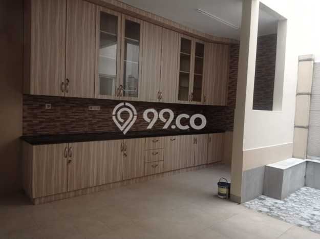 Rumah Luxury Modern Tanpa Renovasi di Green Lake City Jakarta Barat Rumah Luxury Modern Tanpa Renovasi di Green Lake City Jakarta Barat