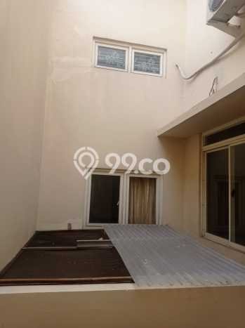 Rumah Luxury Modern Tanpa Renovasi di Green Lake City Jakarta Barat Rumah Luxury Modern Tanpa Renovasi di Green Lake City Jakarta Barat