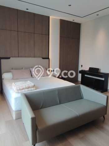 Rumah Elit Modern Siap Huni di Green Lake City Jakarta Barat Rumah Elit Modern Siap Huni di Green Lake City Jakarta Barat